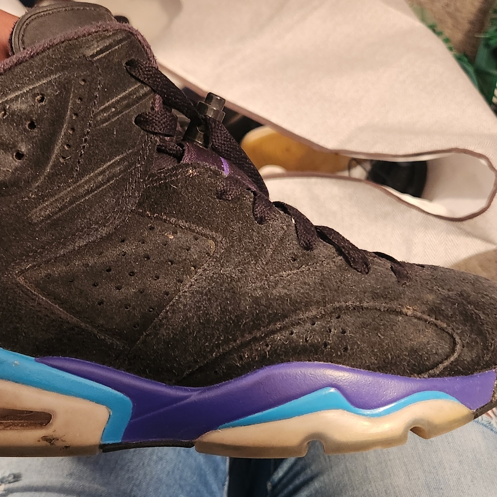 Black and Purple Athletic Sneakers Jordan Aqua